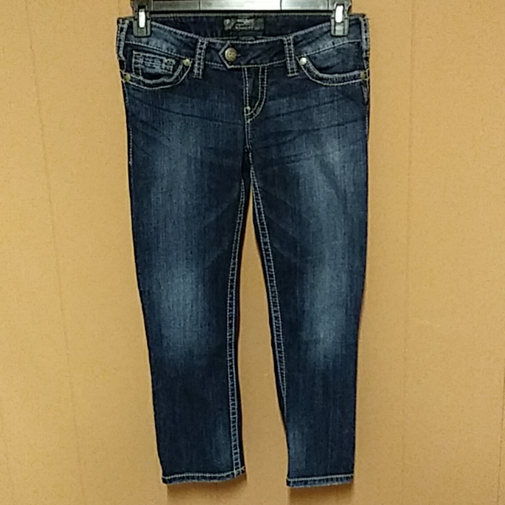 Silver Tuesday 16 1/2" Capri 7" rise sz 29